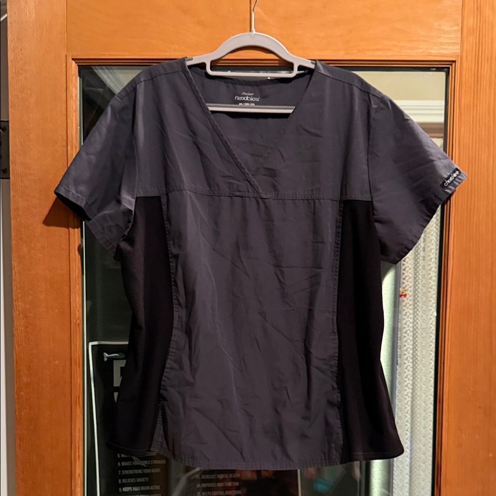 Nurse Mates Women's Charcoal and Black Short Sleeve Top